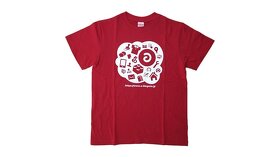 赤色のTシャツ
